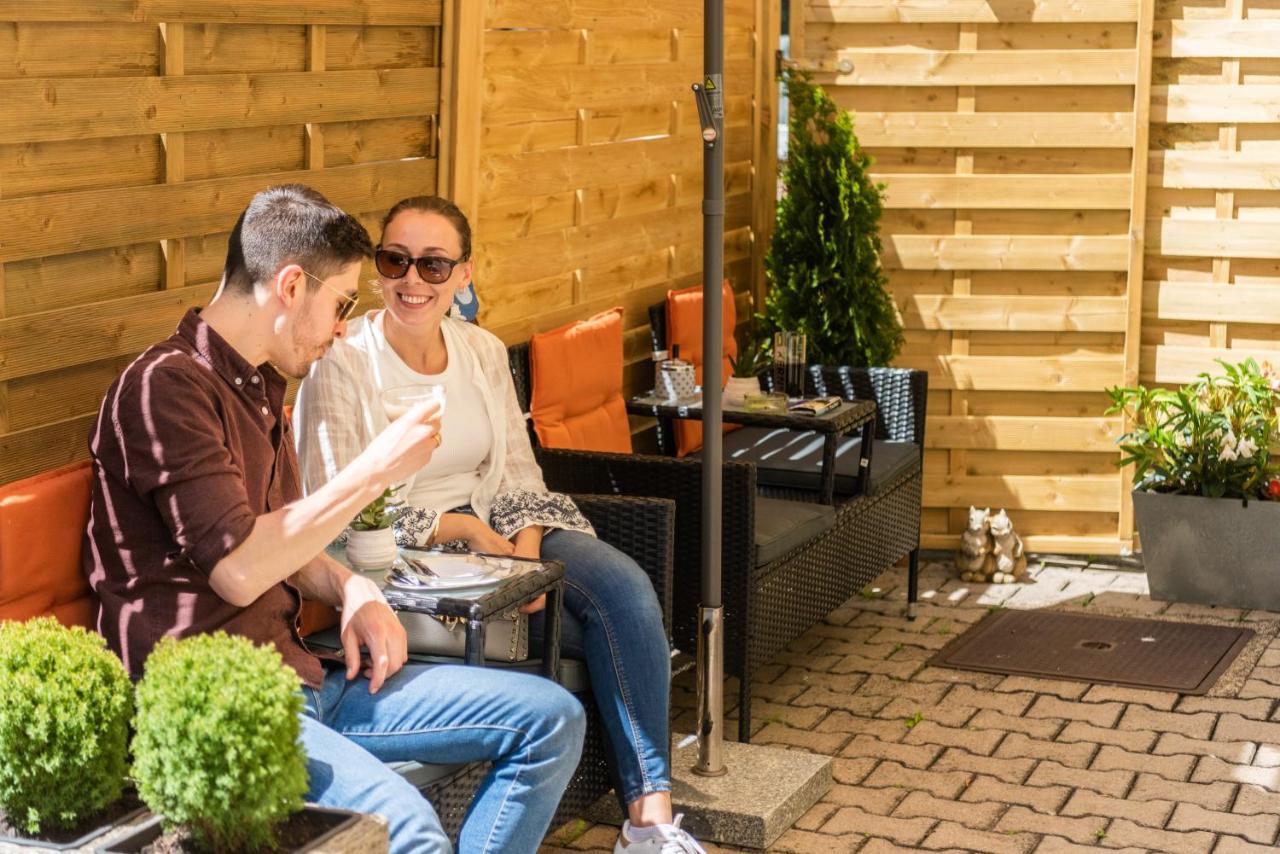 Pensjonat Gaestehaus Und Cafe Zur Silbernen Kanne
